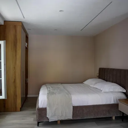 Kinza Suite 2 Apartment